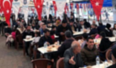Yoksul için verilen yemeği AKP’nin çadırına taşıyan firmaya ‘zehirlenme’ cezası