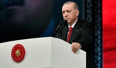 Erdoğan: Tarihimize kara bir leke olarak geçtiler