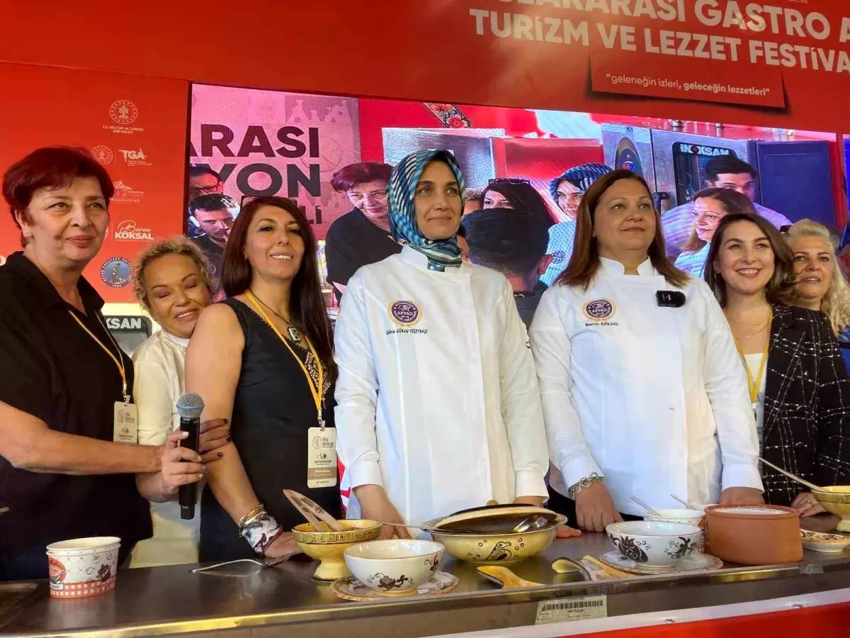 Kütahya Frigg Kadınları Kooperatifi, Afyonkarahisar’daki Gastronomi Festivali’nde Yer Aldı