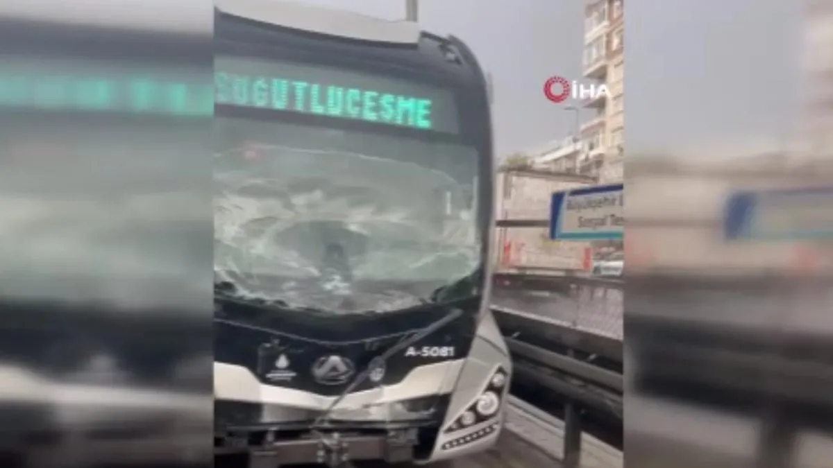 SON DAKİKA | Avcılar’da metrobüs kazası: 2 yaralı!